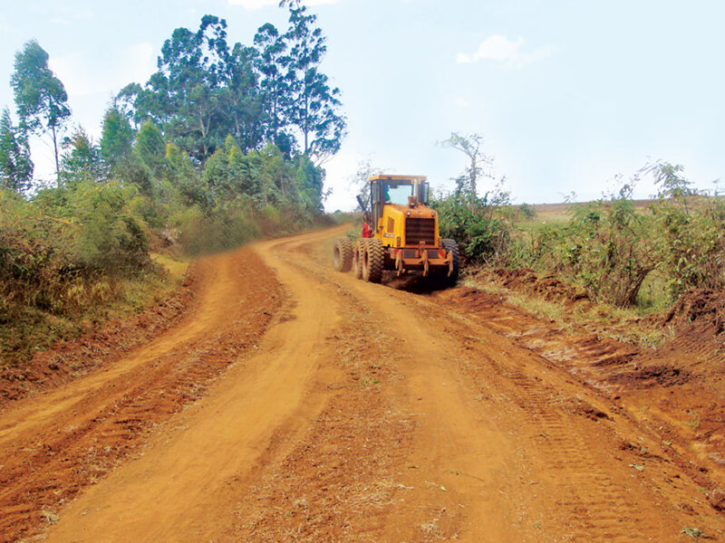 Geotextil utilizado en proyectos de construcción de carreteras rurales 1