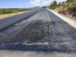 Geotextile used in rural road construction projects 2