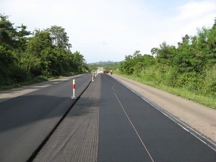Géotextile utilisé dans les projets de construction de routes rurales 5