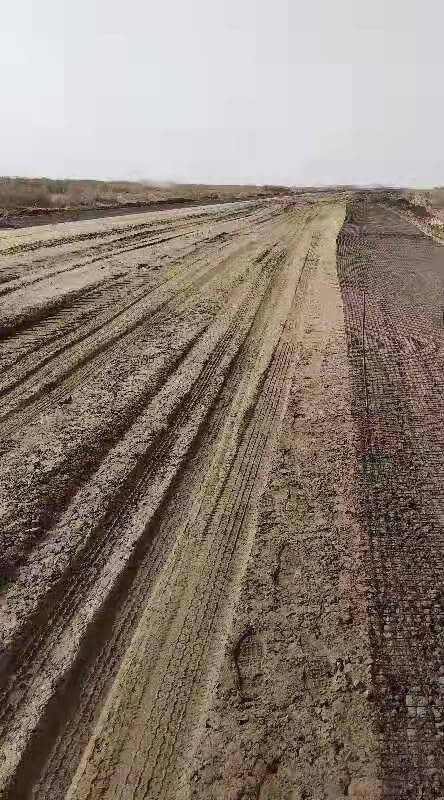 Geogrid alkalmazása a Jingbian Shenmu Gathering vasútnál