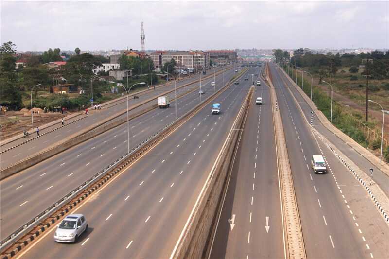 Muro de contenção reforçado da via rápida entre Nairobi e Thika Quénia 3